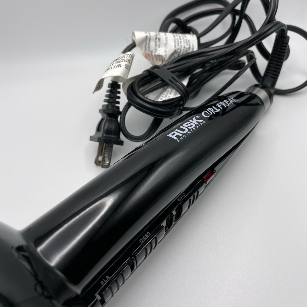 Rusk curl freak iron
